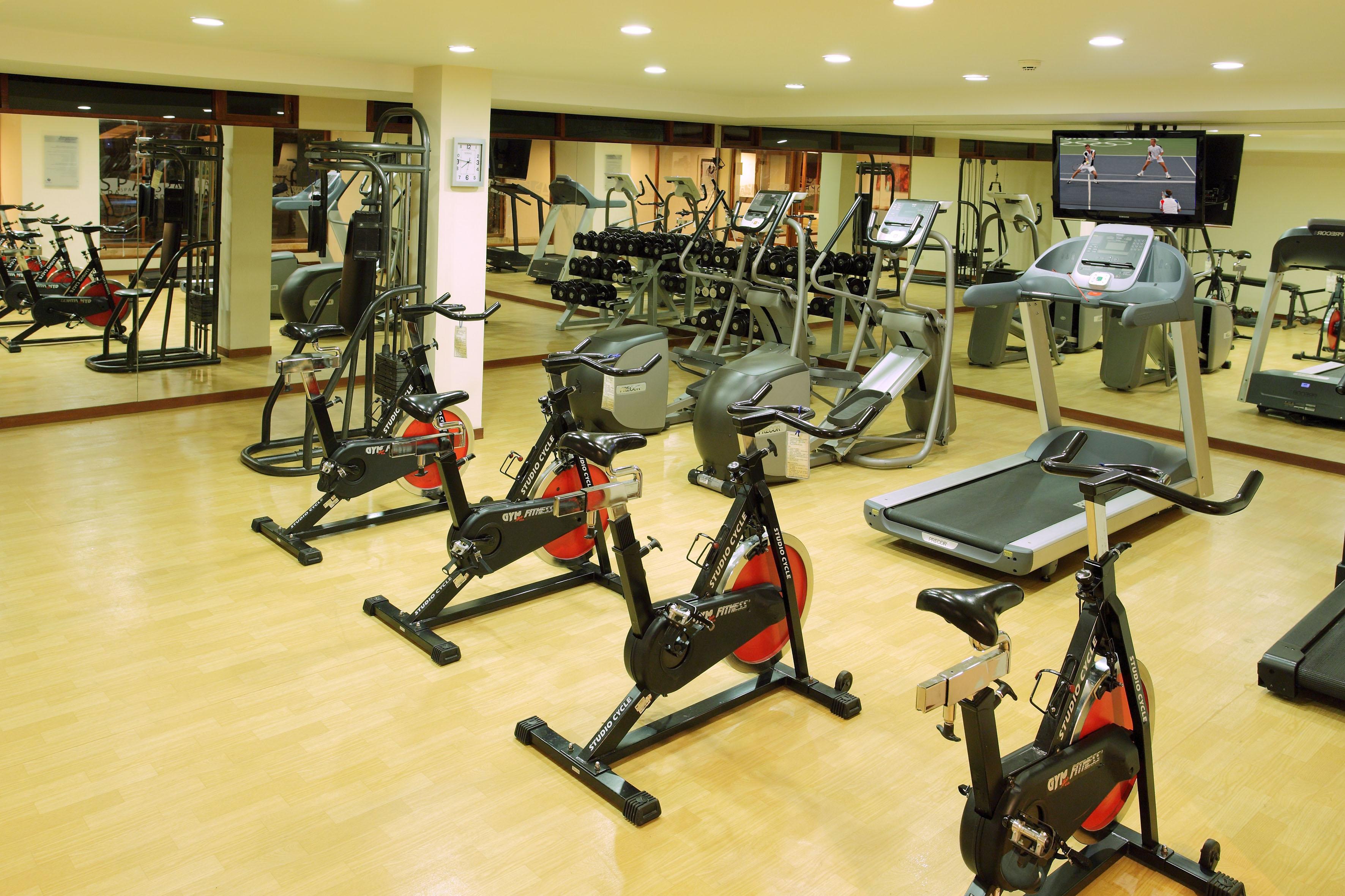 Estelar Paipa Hotel Spa&Y Centro De Convenciones Exterior foto A gym in a hotel