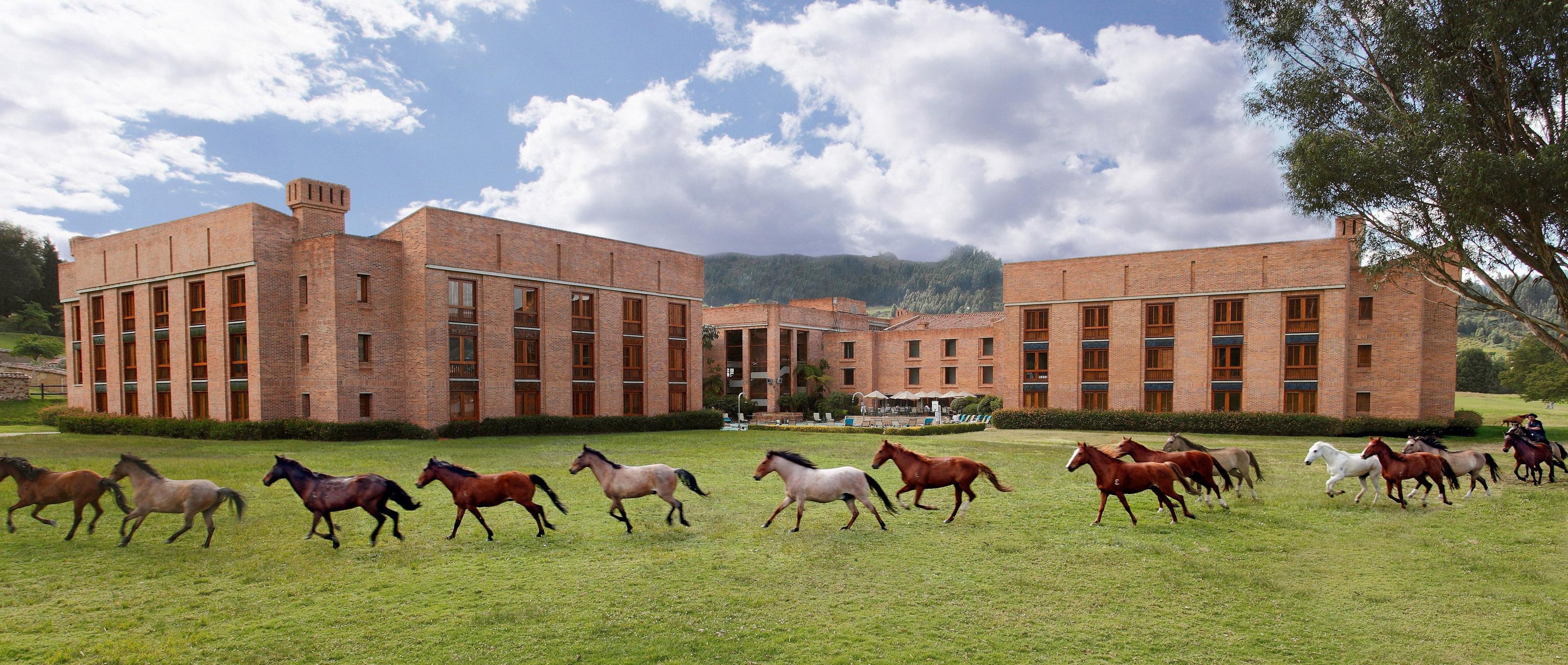 Estelar Paipa Hotel Spa&Y Centro De Convenciones Facilidades foto The campus of the Universidad del Norte