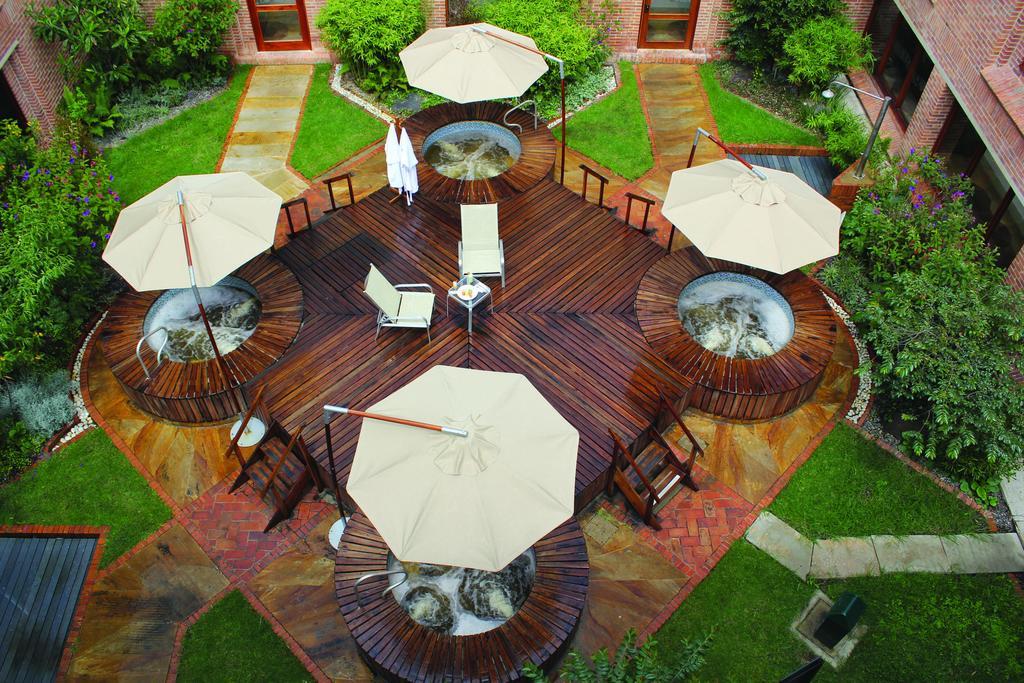Estelar Paipa Hotel Spa&Y Centro De Convenciones Facilidades foto The courtyard of the hotel